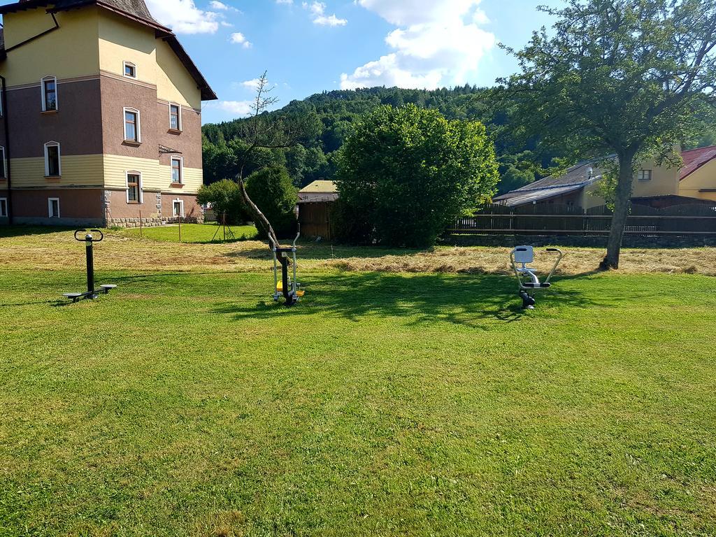 Guest House Sherpa Moravská Třebová Екстериор снимка